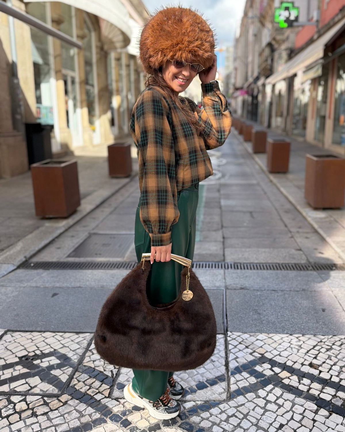 Mala Hobo Pelo - Alex Max