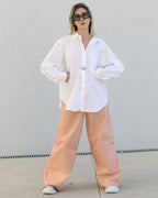 Camisa oversized com alfinete decorativo - Essentiel
